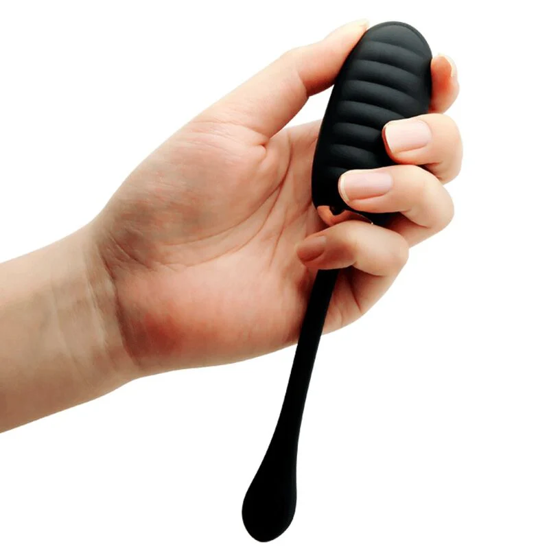 PRETTY LOVE - DOREEN LUXURY RECARREGÁVEL VIBRADOR OVO PRETO CONTROLE REMOTO - Image 6