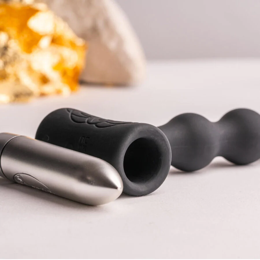 ROCKS-OFF - PETITE SENSATIONS PEARLS PLUG ANAL VIBRADOR PRETO - Image 5